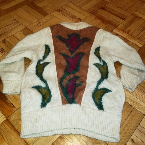 Button down Winter Sweater - Picture 2 of 5